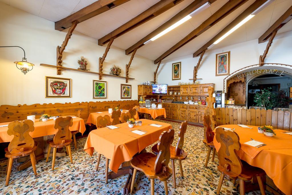 Albergo Altavilla Tirano Zewnętrze zdjęcie