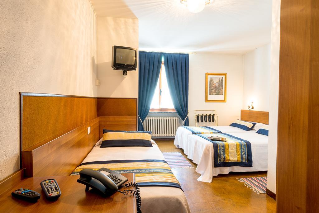 Albergo Altavilla Tirano Pokój zdjęcie