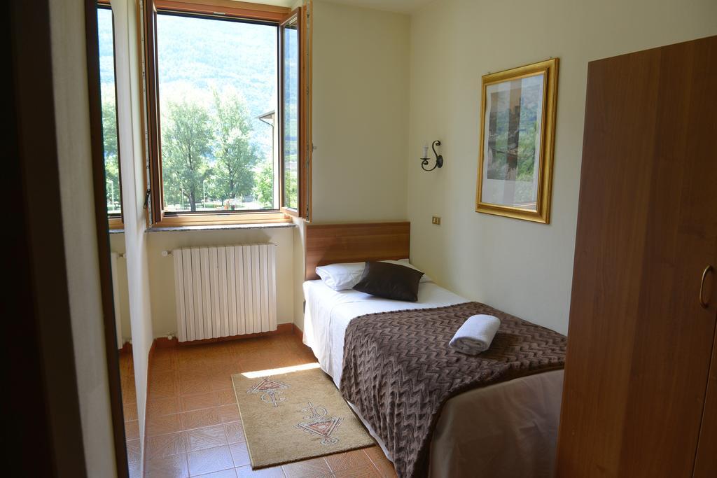 Albergo Altavilla Tirano Zewnętrze zdjęcie