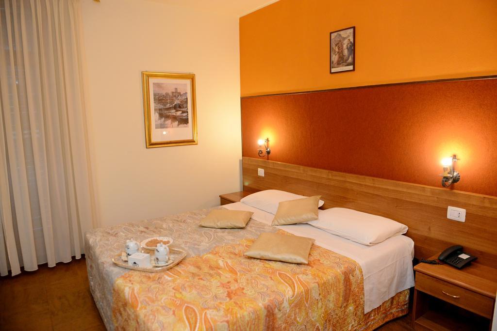 Albergo Altavilla Tirano Zewnętrze zdjęcie
