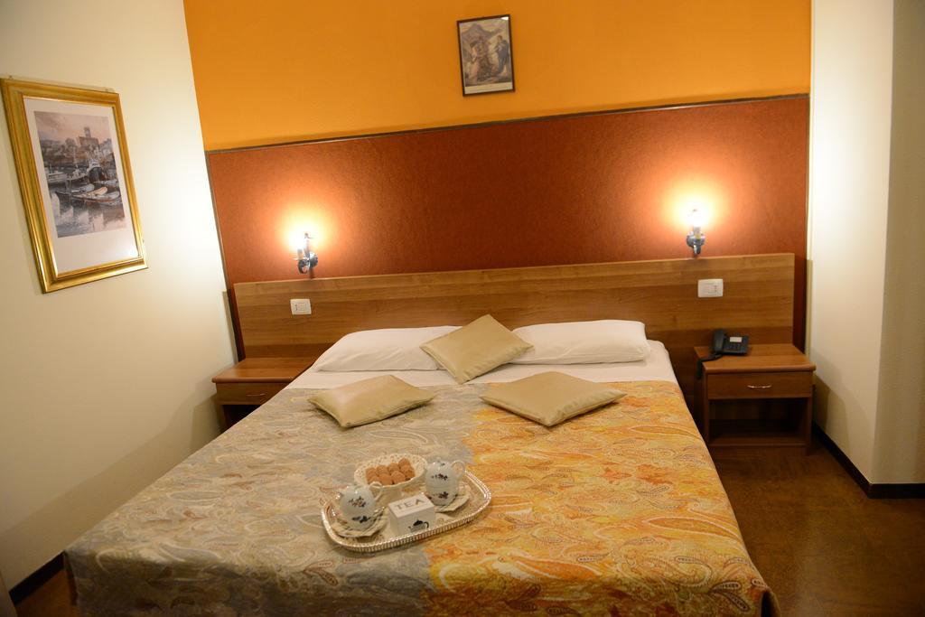 Albergo Altavilla Tirano Zewnętrze zdjęcie
