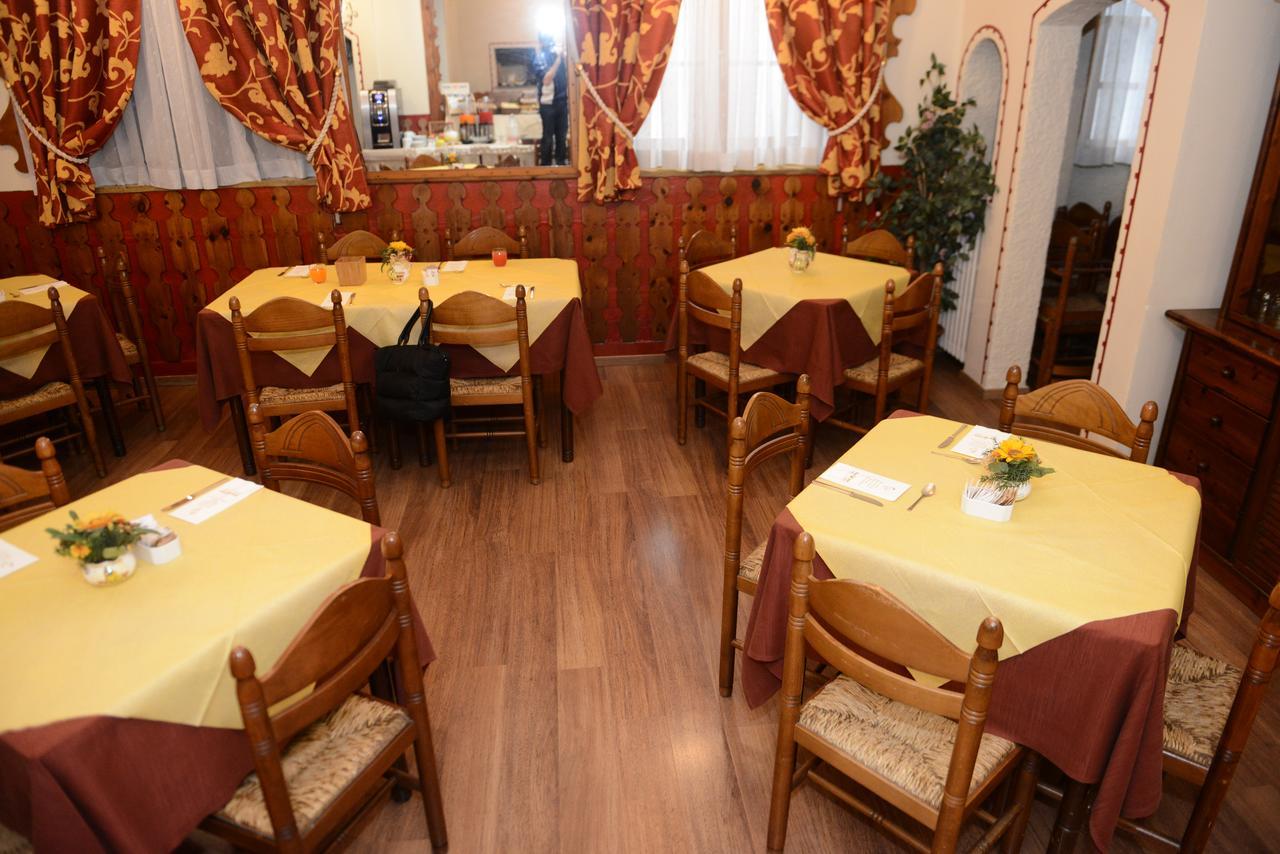 Albergo Altavilla Tirano Zewnętrze zdjęcie